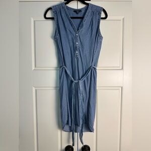 Express Light Blue Sleeveless Chambray Midi Dress with Tie